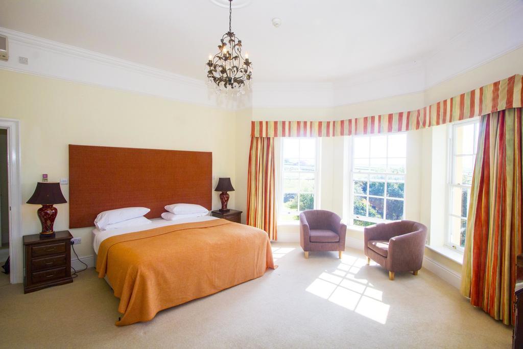 Emlagh House 5*